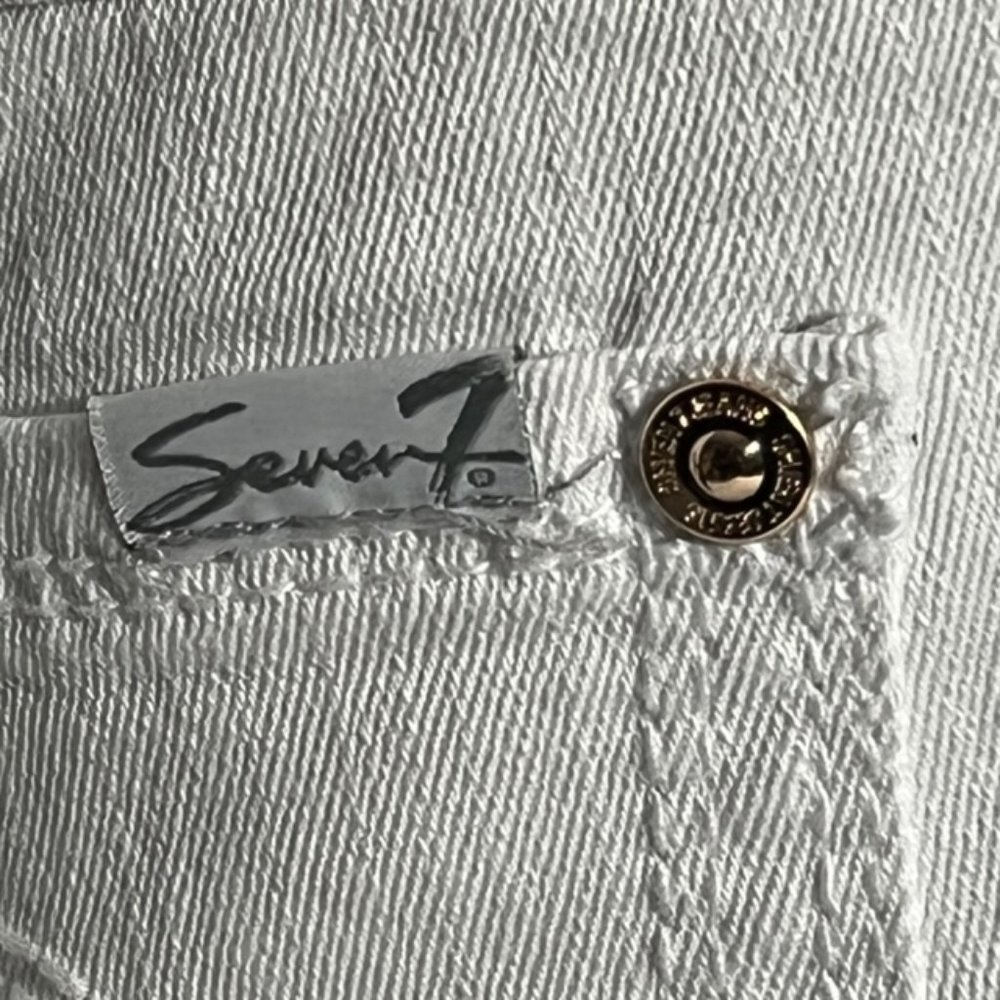 SEVEN7 White Jeans Shorts Size 8 NWT - Picture 9 of 12